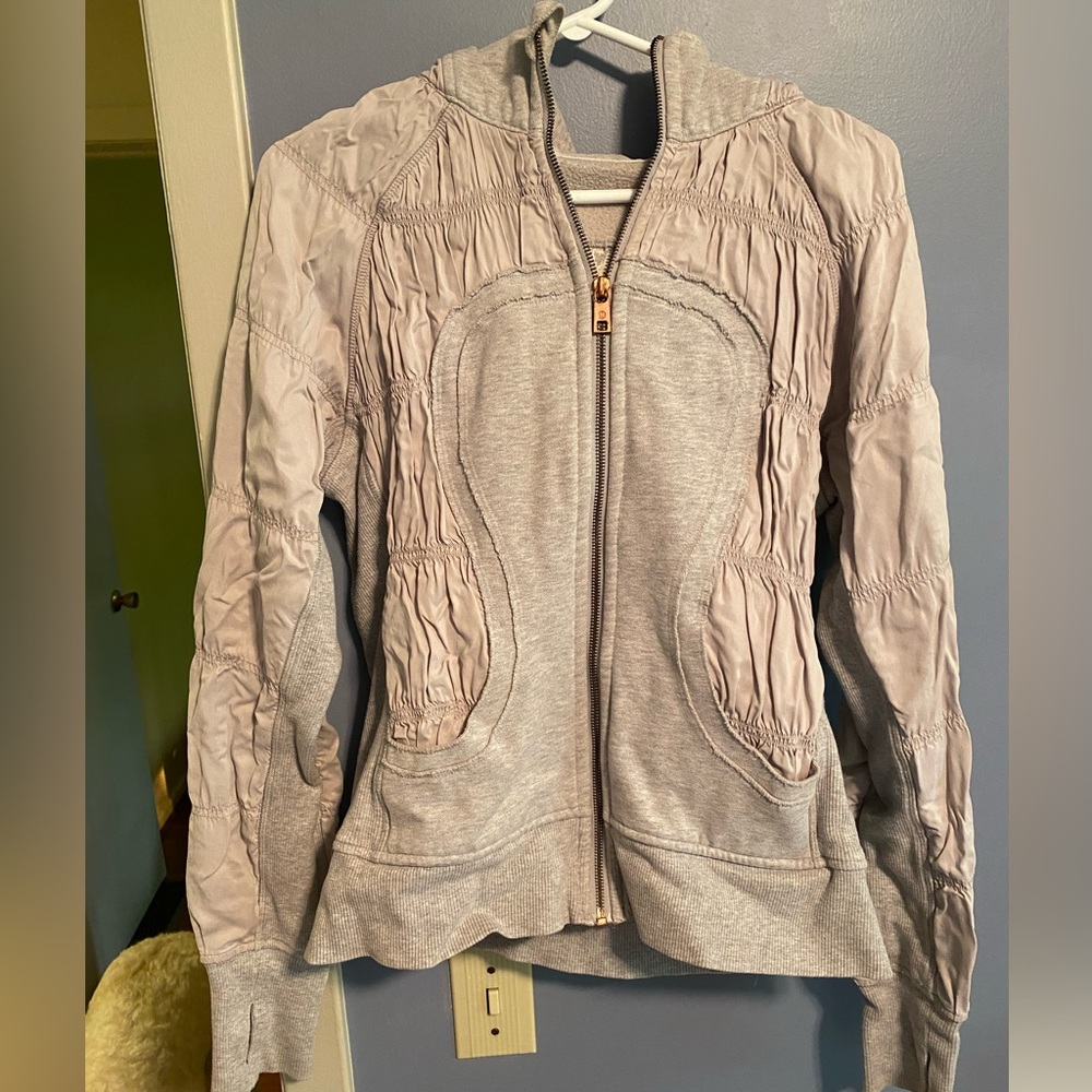 Lululemon Scuba sweater Special Edition